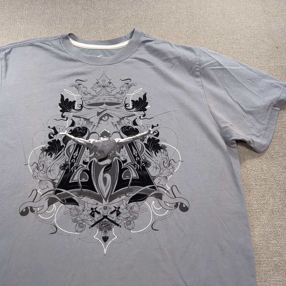 Nike Dri-Fit Lebron James Crown &‎ Arms T-shirt Large Rare Gray Embroidery Fur
